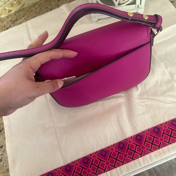 New Tory Burch Emerson shoulder/ crossbody bag - Picture 11 of 11